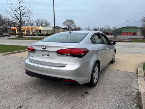 Silky Silver 2018 Kia Forte LX