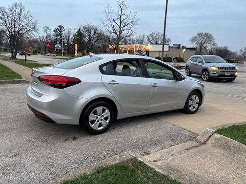 Silky Silver 2018 Kia Forte LX