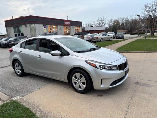 Silky Silver 2018 Kia Forte LX