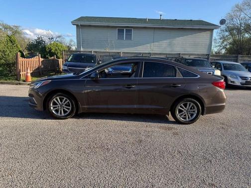 Dark Truffle 2015 Hyundai SONATA SE