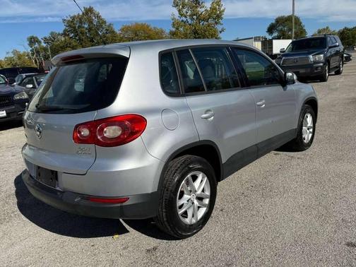 2011 Volkswagen Tiguan S