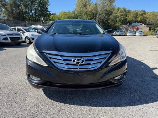 2013 Hyundai SONATA SE