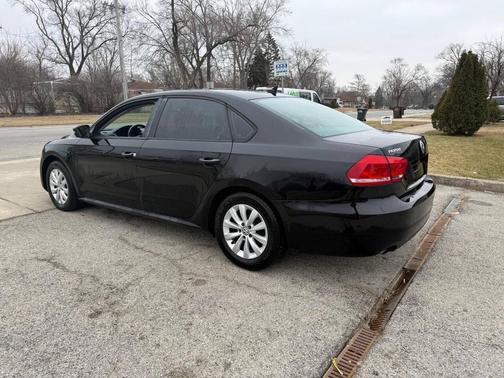 2014 Volkswagen Passat 1.8T S