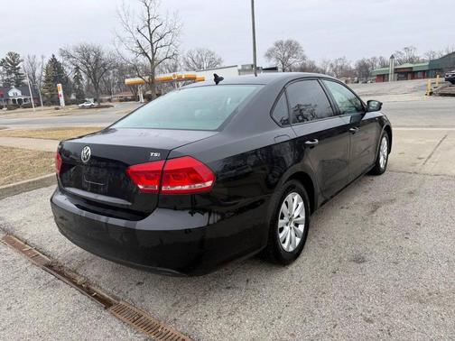 2014 Volkswagen Passat 1.8T S
