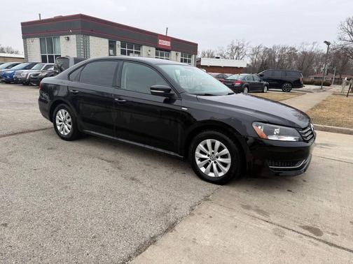 2014 Volkswagen Passat 1.8T S