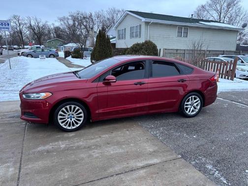 2014 Ford Fusion SE