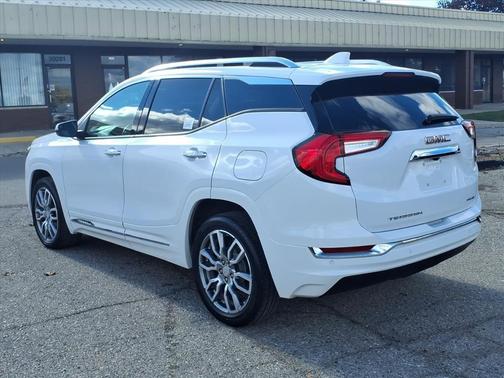 2023 GMC Terrain Denali
