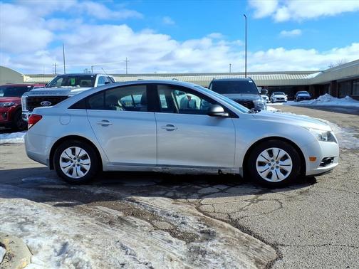 2012 Chevrolet Cruze LS