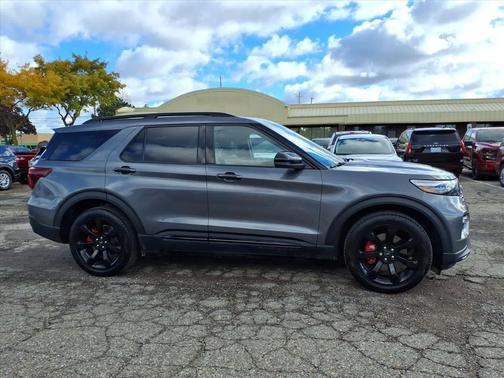 2023 Ford Explorer ST