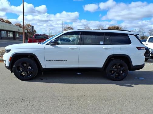 2023 Jeep Grand Cherokee L Altitude