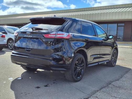 2022 Ford Edge ST Line