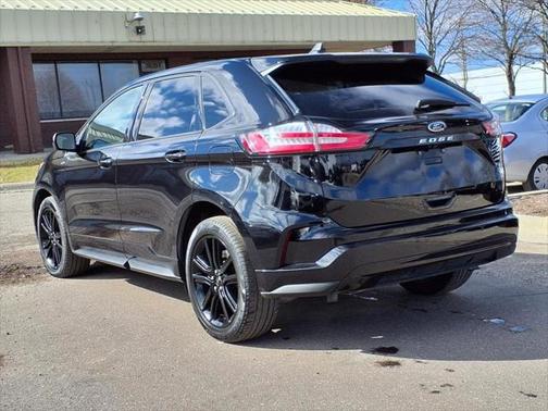 2022 Ford Edge ST Line