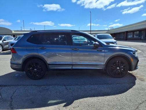 2022 Volkswagen Tiguan 2.0T SE R-Line Black 4MOTION