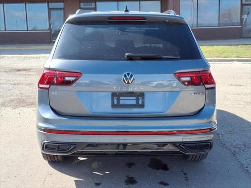 2022 Volkswagen Tiguan 2.0T SE R-Line Black 4MOTION