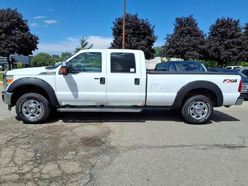 Oxford White 2016 Ford F-250 XLT