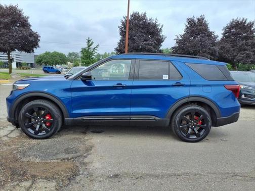 2022 Ford Explorer ST