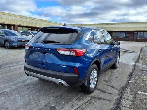 2022 Ford Escape SE