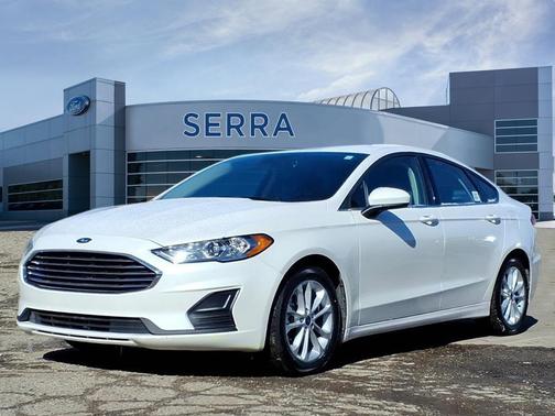 2020 Ford Fusion SE