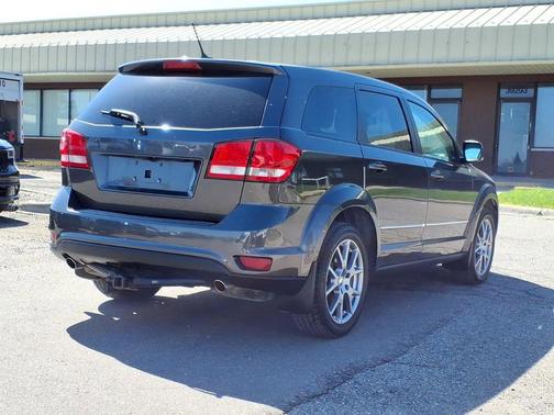 Granite Pearlcoat 2017 Dodge Journey GT