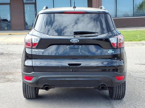 Shadow Black 2018 Ford Escape SE