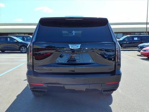 2025 Cadillac Escalade ESV Sport