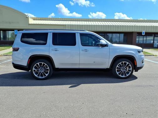 2022 Jeep Wagoneer Series III 4x4