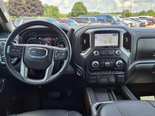 2023 GMC Sierra 2500 Denali