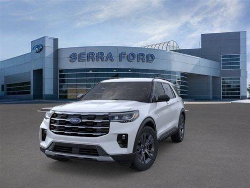 Space White Metallic 2026 Ford Explorer Active