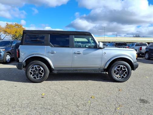 2023 Ford Bronco Outer Banks