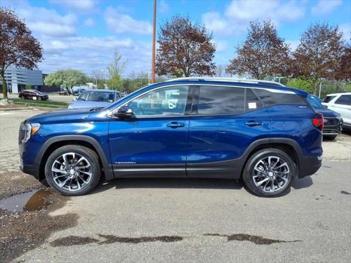 2023 GMC Terrain SLT