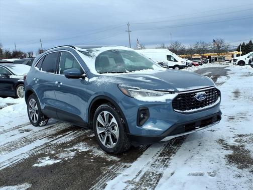 2024 Ford Escape Platinum