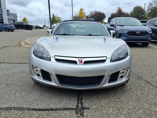 2008 Saturn Sky Red Line
