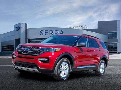 Rapid Red Metallic Tinted Clearcoat 2024 Ford Explorer XLT