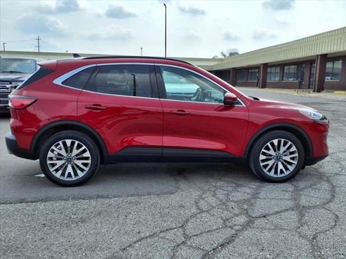 2020 Ford Escape Titanium