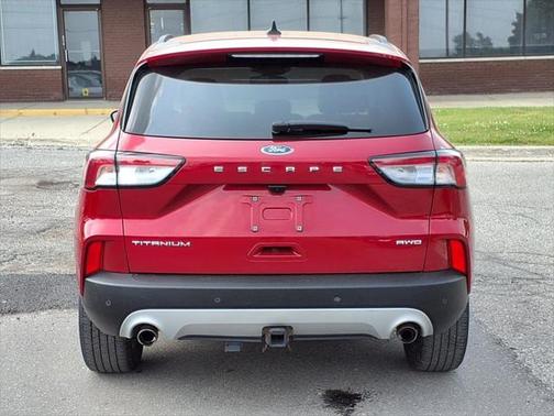 2020 Ford Escape Titanium