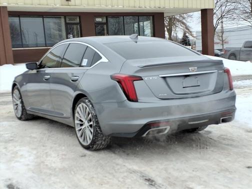 2022 Cadillac CT5 Premium Luxury