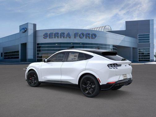 Star White Metallic Tri-Coat 2026 Ford Mustang Mach-E GT
