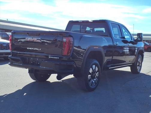 2024 GMC Sierra 2500 Denali