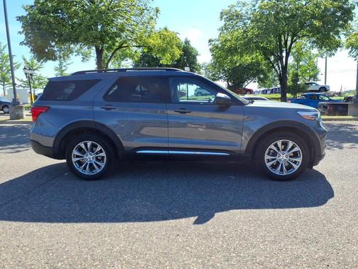 Carbonized Gray Metallic 2023 Ford Explorer XLT