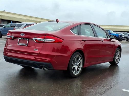 2020 Ford Fusion SEL