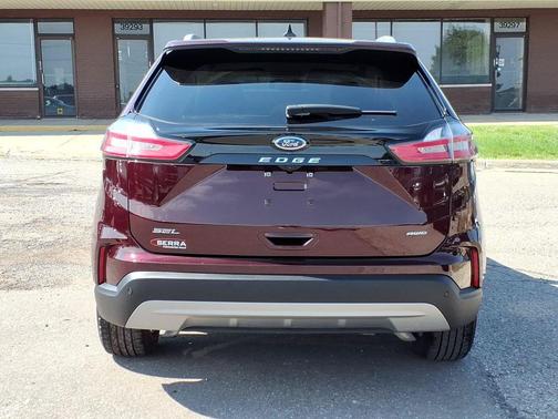 Burgundy Velvet Metallic Tinted Clearcoat 2024 Ford Edge SEL