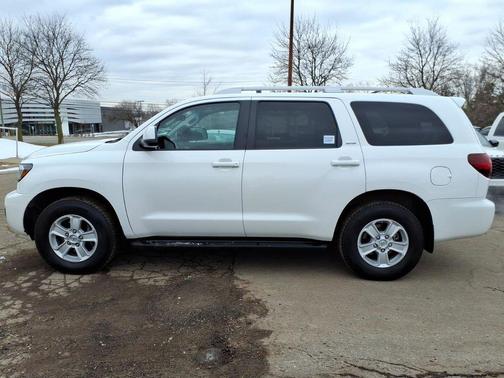 Super White 2021 Toyota Sequoia SR5