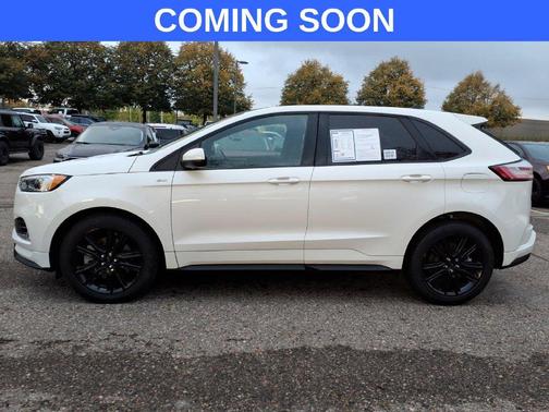 Star White Metallic Tri-Coat 2024 Ford Edge ST Line