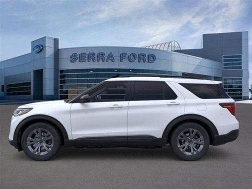 Star White Metallic Tri-Coat 2026 Ford Explorer Active