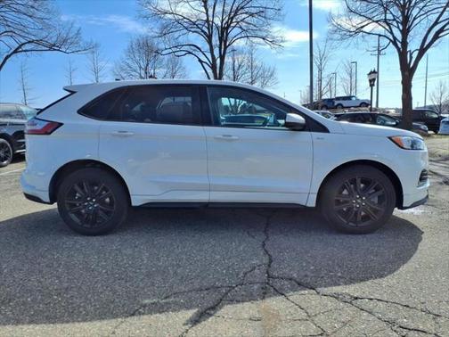 2022 Ford Edge ST Line