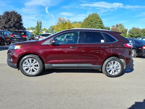 2023 Ford Edge Titanium