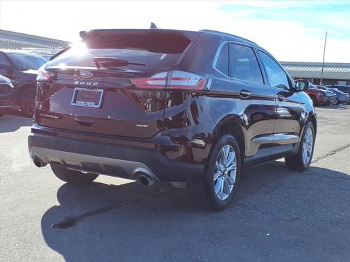 2023 Ford Edge Titanium