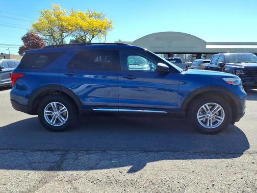 Atlas Blue Metallic 2023 Ford Explorer XLT