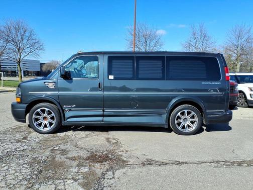 2017 Chevrolet Express 2500 Work Van