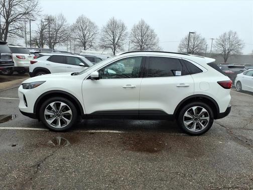 2023 Ford Escape Platinum